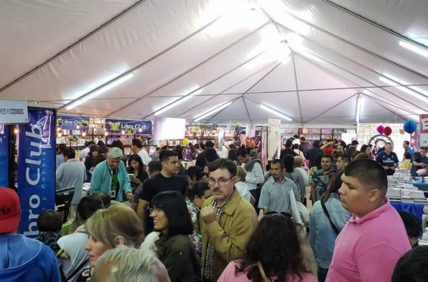  Facebook Live: alternativa ante la suspensión de la Feria del Libro de Tijuana