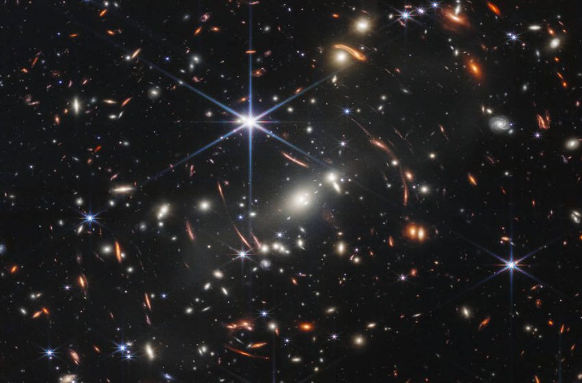  NASA revela las imágenes más profundas del universo