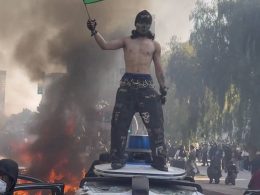 Fotos de los disturbios migrantes en Los Ángeles en contra de redadas del ICE/ Vía @DHSgov